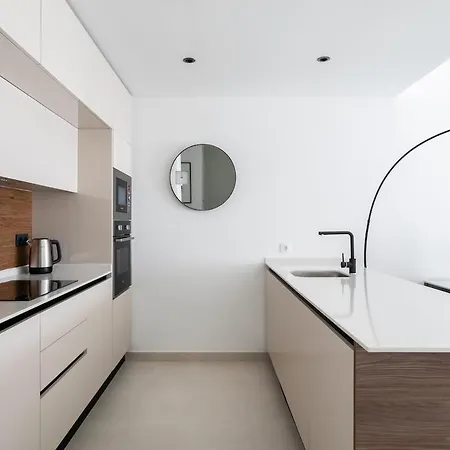 Private Jacuzzi, 3 Pools, Grill, Parking, Ac Torrevieja